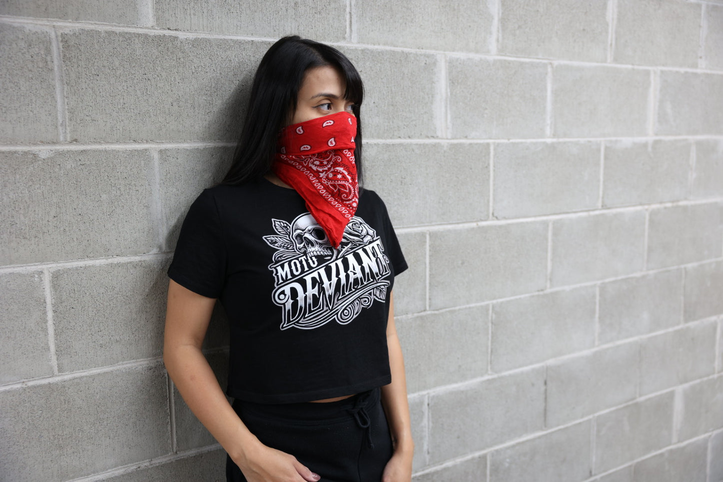 Moto Deviant Skull & Roses Women's Cropped Shirt